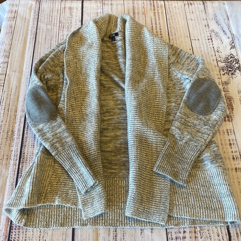 Apt 9 gray sweater with elbow patches